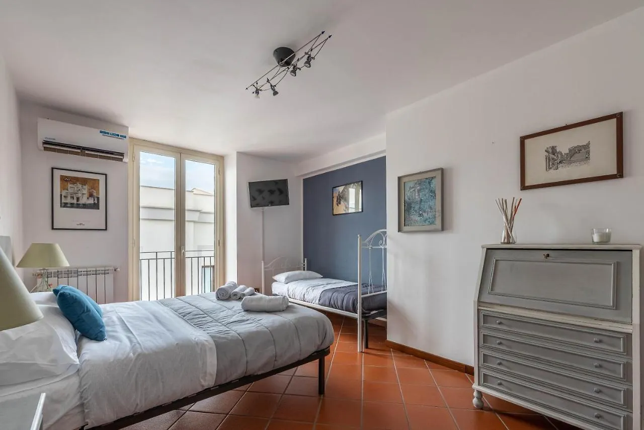Guest house Vicere' Apartment Maqueda Palermo
